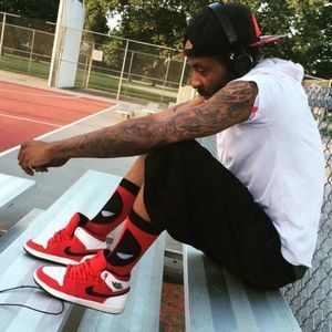 Meet your Posher, Shade